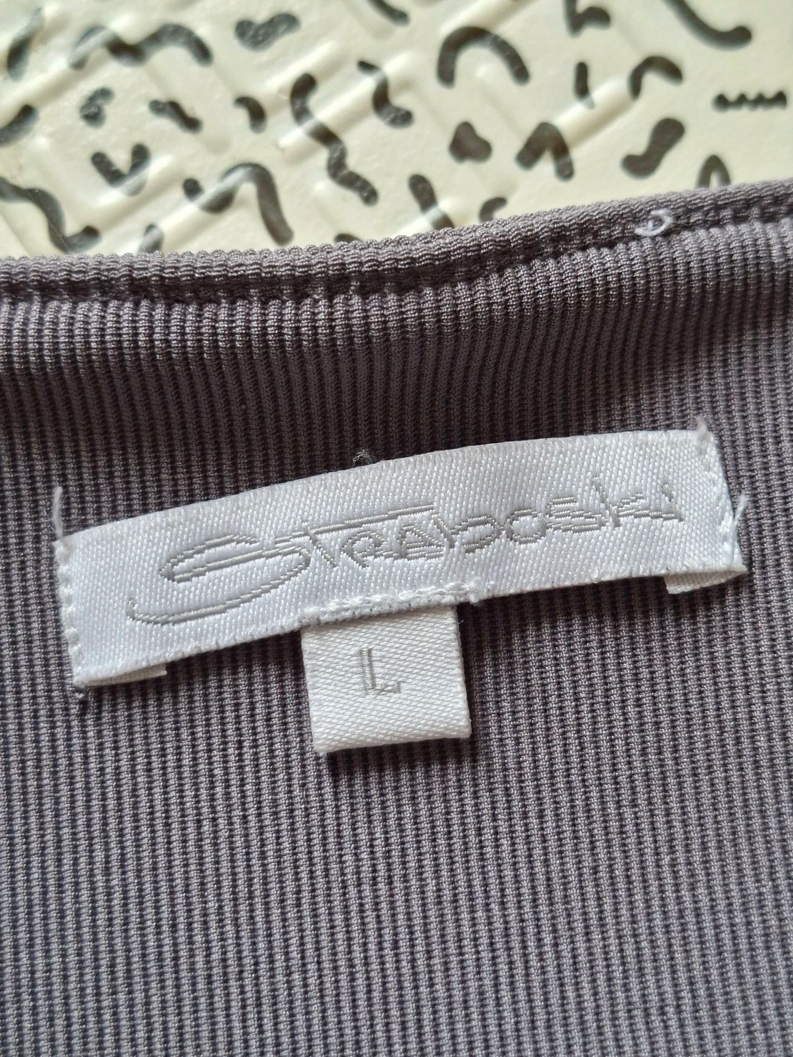 Jupe courte Straboski L grise côtelée zip dos taille haute stretch moulante femme – photo 3